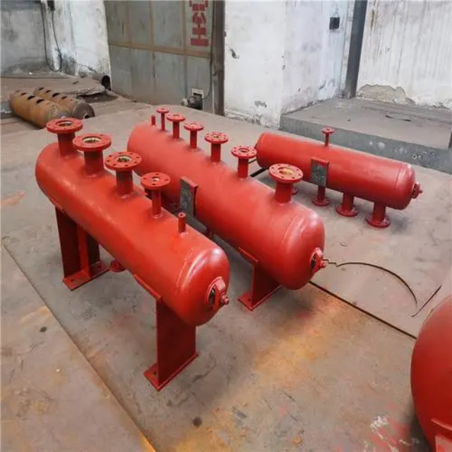 阿图什分集水器安装高度